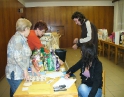 leden 2009 - Chystání tomboly na Obecní ples