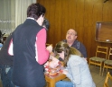 leden 2009 - Chystání tomboly na Obecní ples