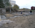 říjen 2009 - Výstavba garáží u nádraží