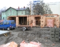 listopad 2009 - Stavba garáží u nádraží