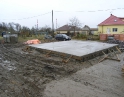 listopad 2009 - Stavba garáží u nádraží