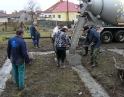 listopad 2009 - Stavba garáží u nádraží