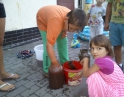 srpen 2012 - Podvečer plný her