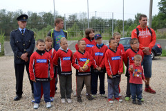 Převzetí daru mladými hasiči 2.9.2012