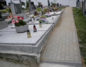 červen 2013 - Nové chodníky na hřbitově